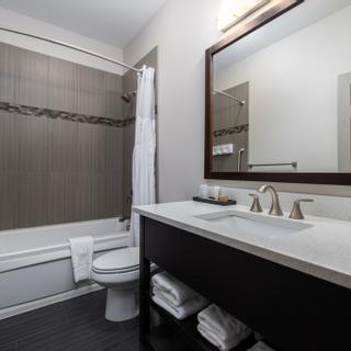 Sunrise Inn Villas & Suites | Anacortes | Photo Gallery - 9